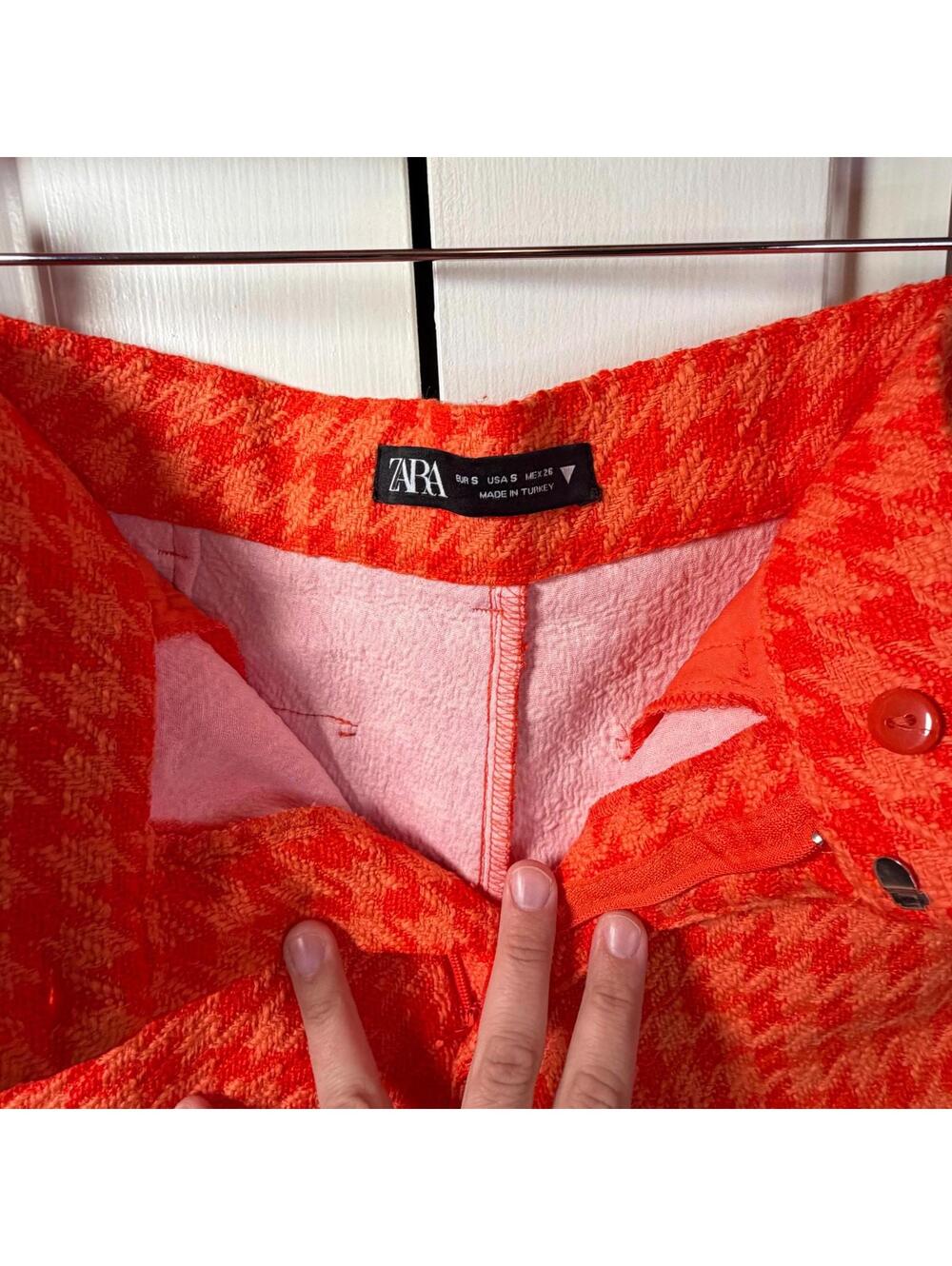 Zara Orange Houndstooth Blazer & Shorts Suit Set - Picture 7 of 9